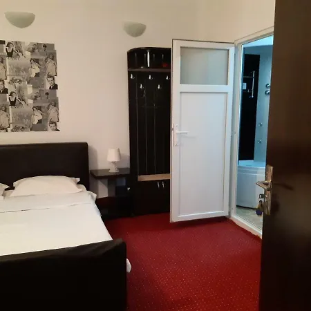 Casa Piata Sfatului דירה בראשוב