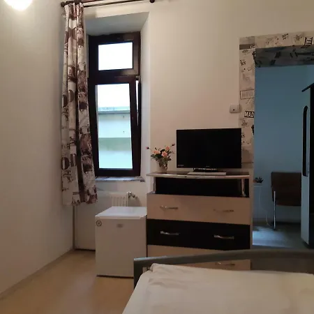 Casa Piata Sfatului דירה בראשוב