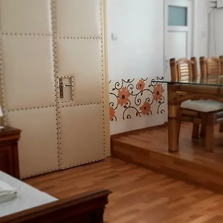 דירה Casa Piata Sfatului